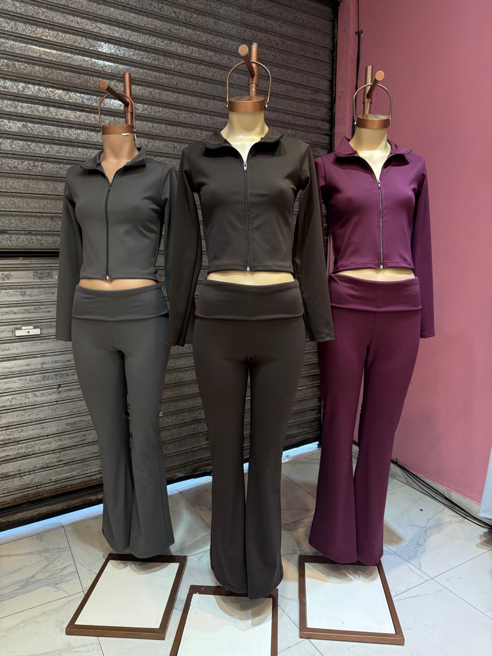 5845C8F0-221C-4887-85CA-8C13FD9263C6 Conjunto katt janka - Imagen 1